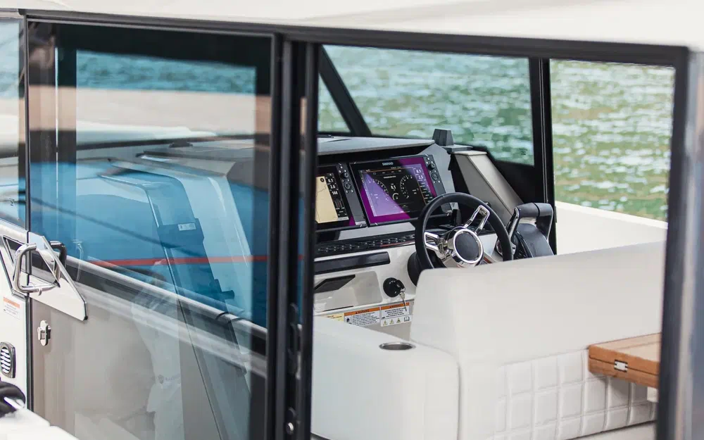 slider 8 Saxdor 340 GTWA