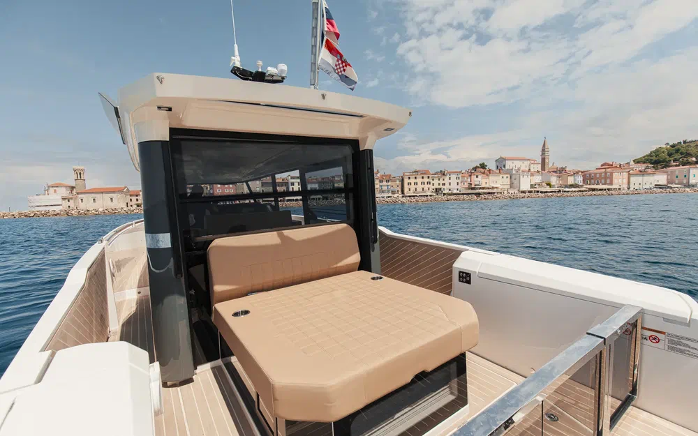 slider 17 Saxdor 340 GTWA