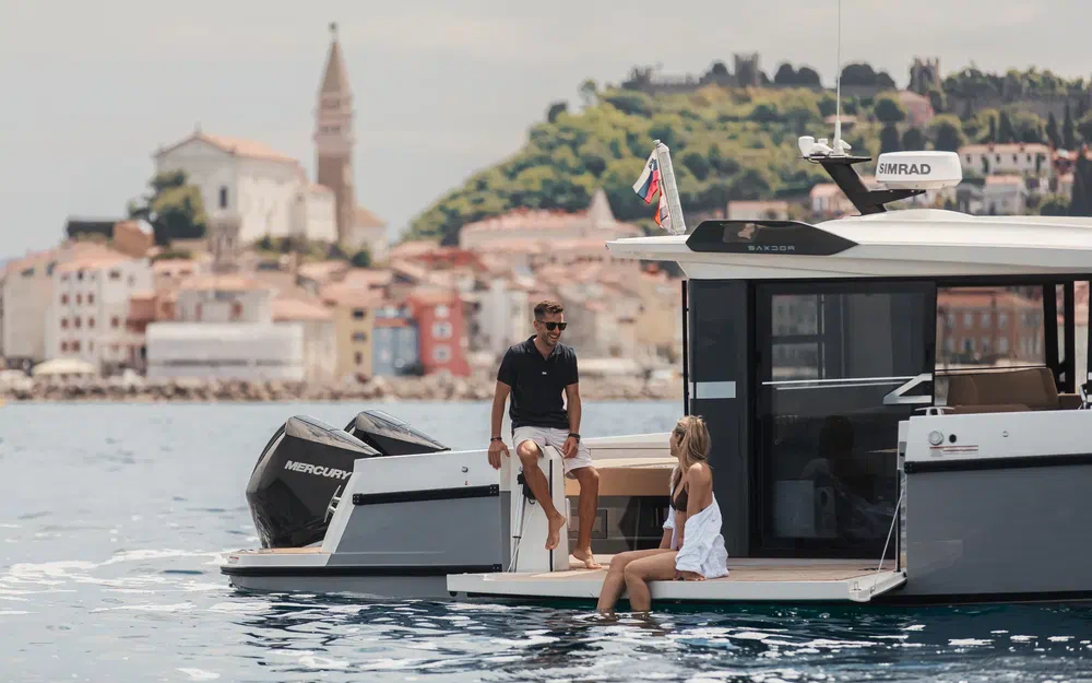 slider 18 Saxdor 340 GTWA