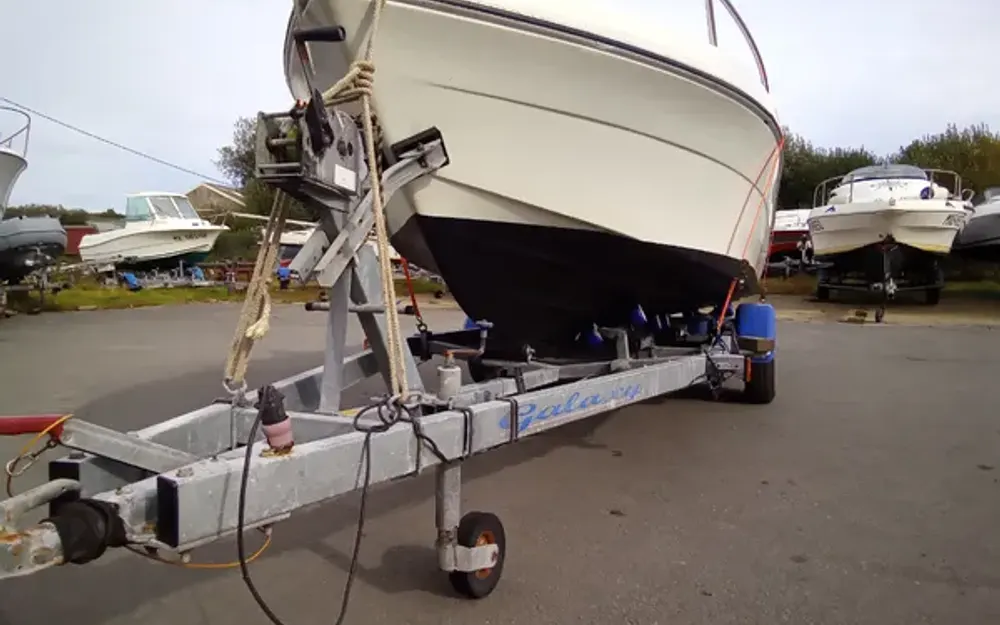 slider 10 Jeanneau Cap Camarat 5.1