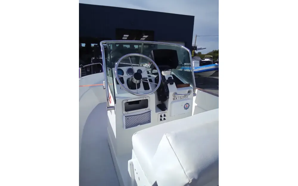 slider 2 Jeanneau Cap Camarat 5.1