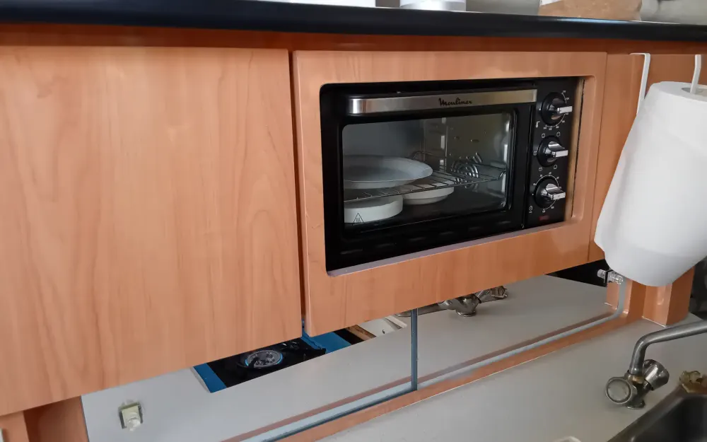 slider 10 Regal Commodore 2665