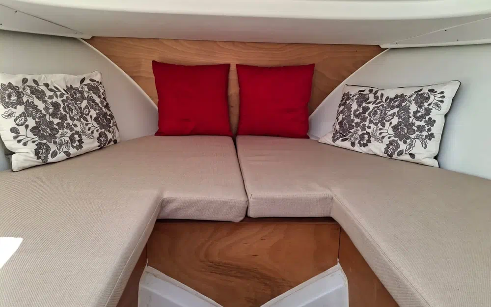 slider 4 Beneteau Flyer 650 Open Flyer 650 Sun Deck
