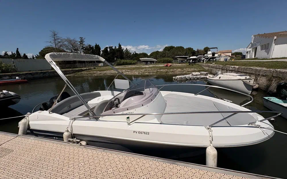 slider 15 Beneteau Flyer 650 Open Flyer 650 Sun Deck