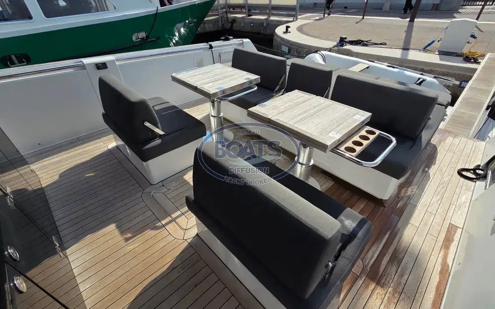 slider 7 Fjord 42 Open