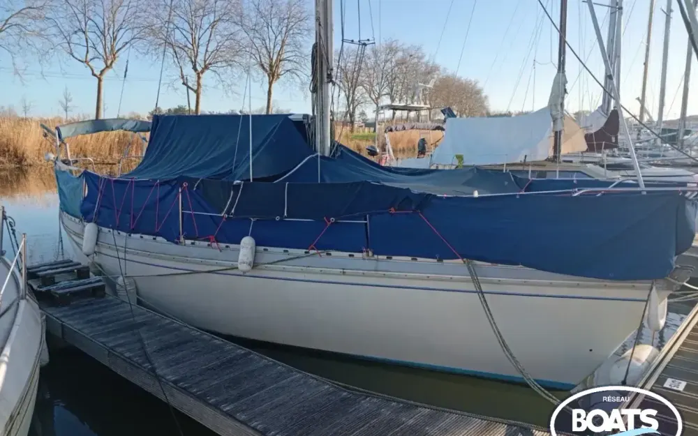 slider 0 Jeanneau Aquila