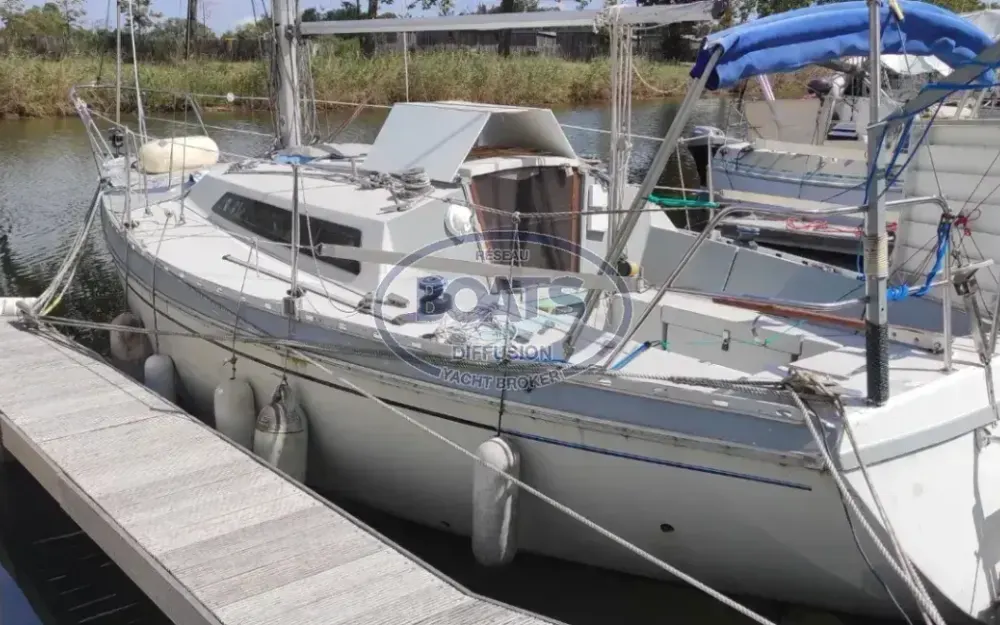 slider 3 Jeanneau Aquila
