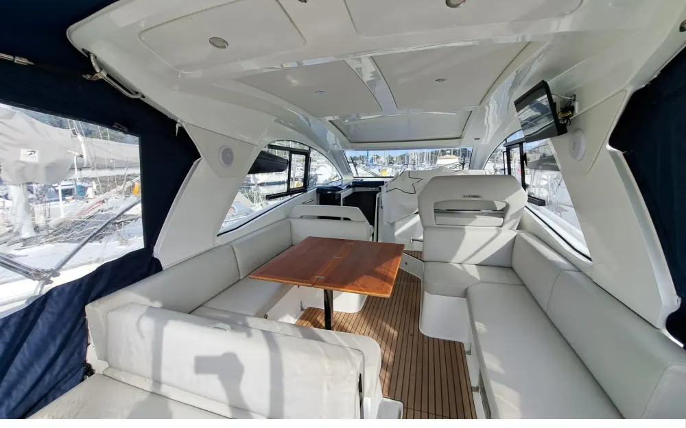 slider 3 Beneteau Gran Turismo 36