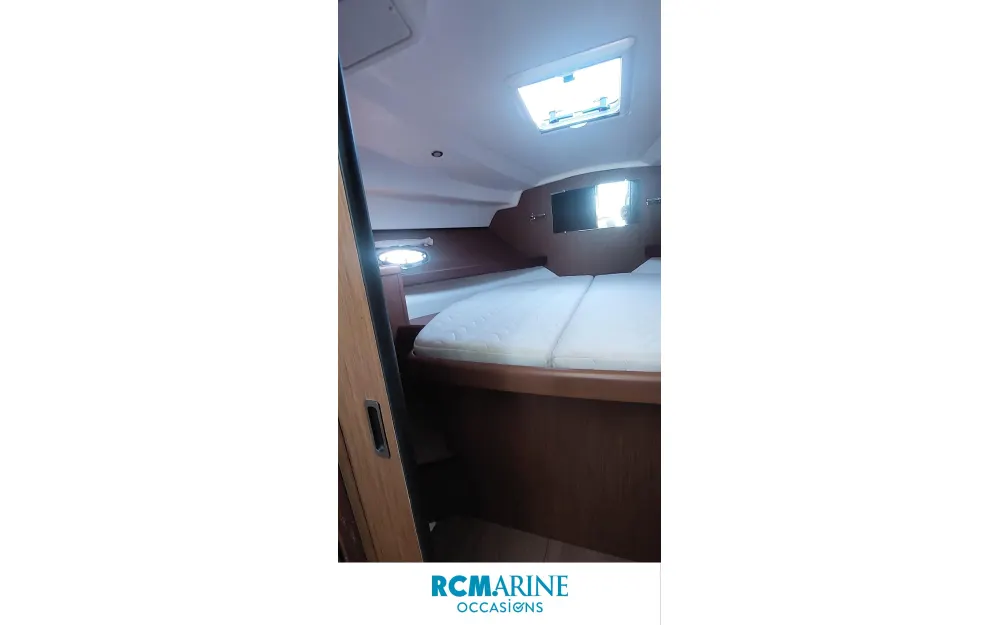 slider 7 Beneteau Antares 30 Fly