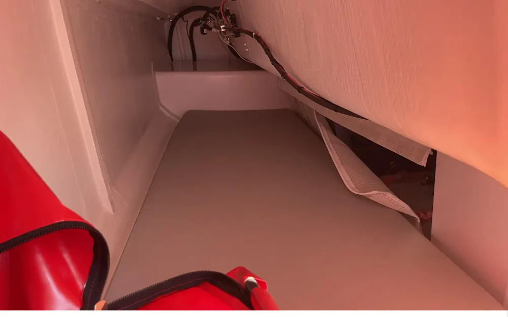 slider 9 Beneteau First 27