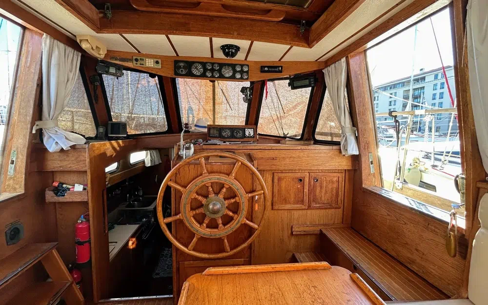 slider 6 Siltala Yachts Nauticat 38 Ketch