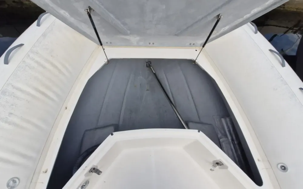 slider 13 Capelli Tempest 775
