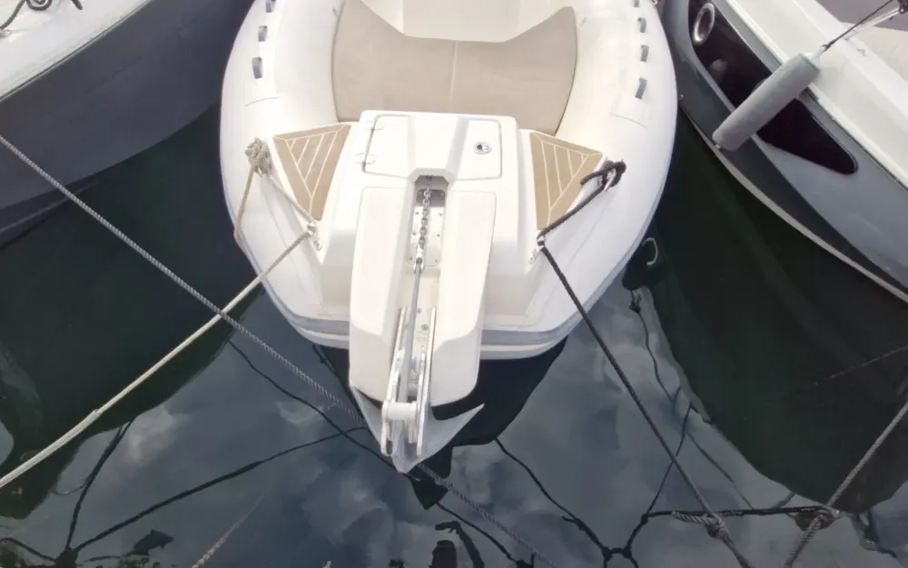 slider 1 Capelli Tempest 775