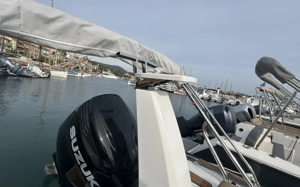 slider 12 Brig Eagle 8