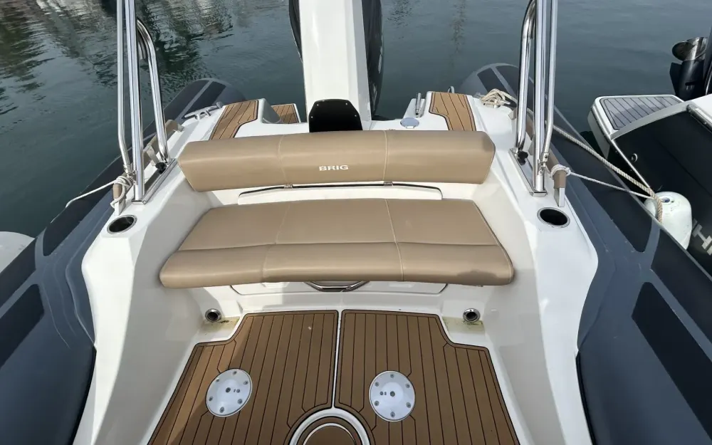 slider 3 Brig Eagle 8