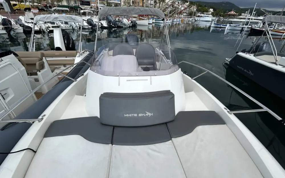 slider 14 White Shark  240 SC