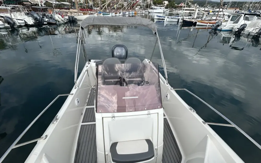 slider 3 White Shark  240 CC