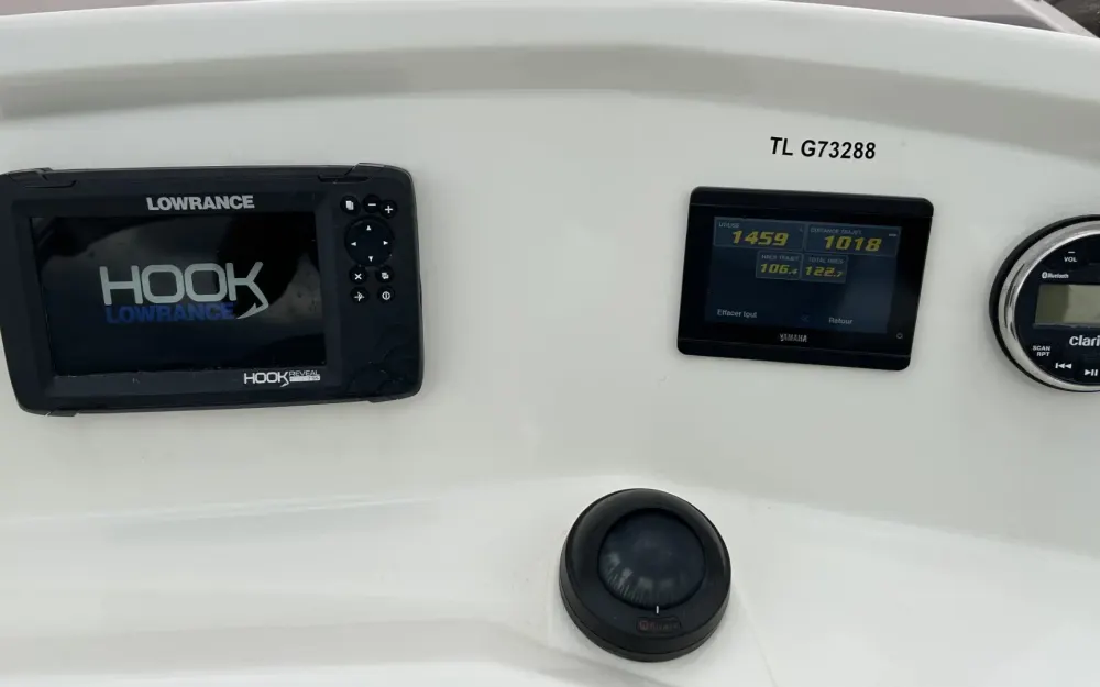 slider 4 White Shark  240 CC
