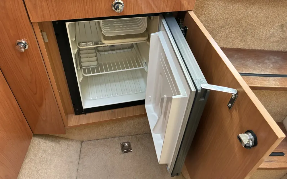 slider 13 Sealine  S 29