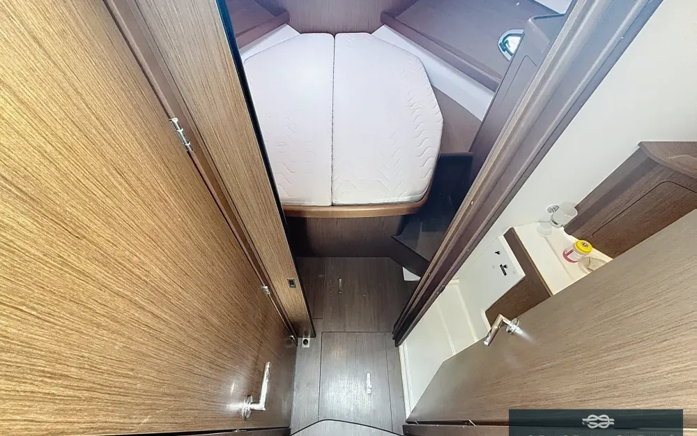 slider 20 Beneteau Antares 30