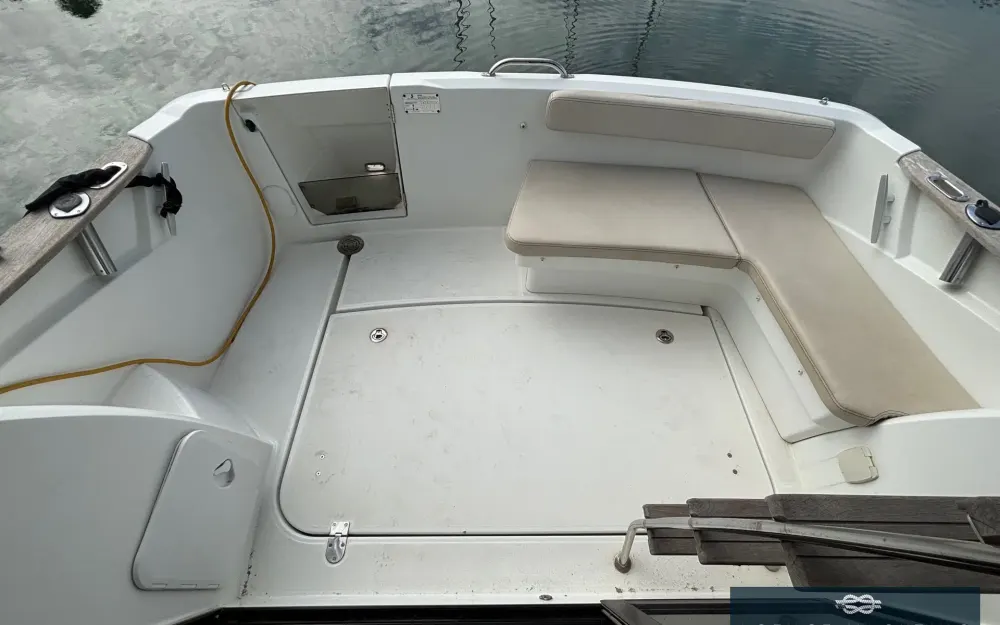 slider 24 Beneteau Antares 30