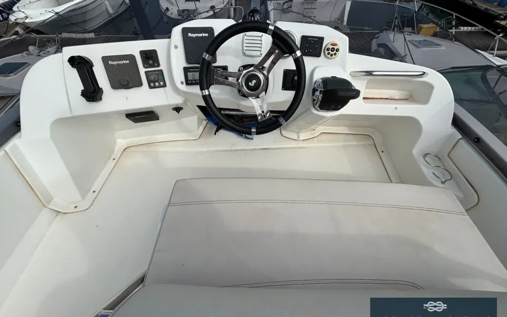 slider 33 Beneteau Antares 30