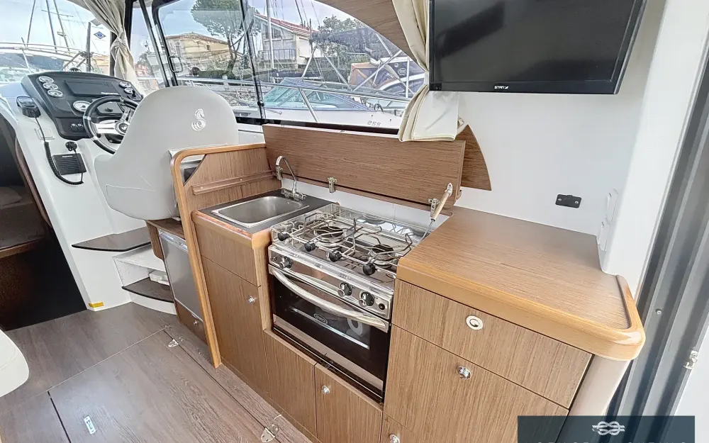 slider 5 Beneteau Antares 30