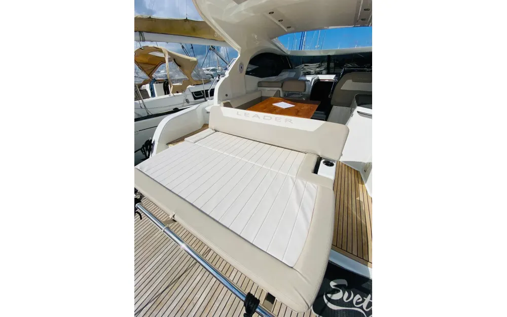 slider 3 Jeanneau Leader 36 Sportop