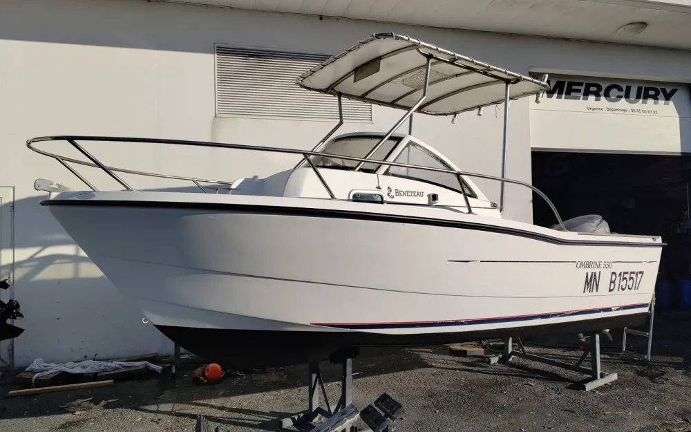 slider 0 Beneteau Ombrine 550