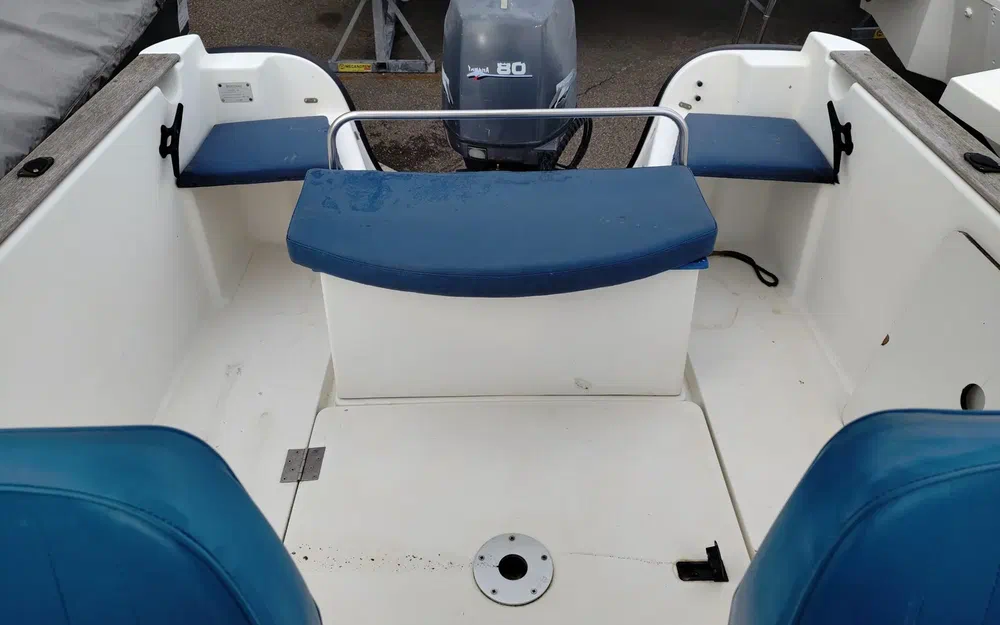 slider 22 Beneteau Ombrine 550