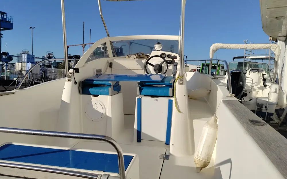 slider 2 Beneteau Ombrine 550
