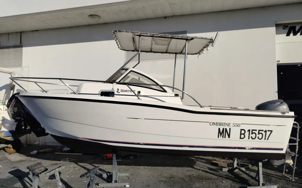 slider 1 Beneteau Ombrine 550