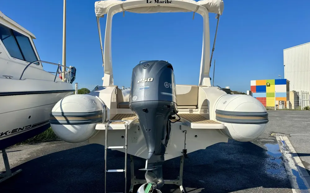 slider 9 Capelli Tempest 775