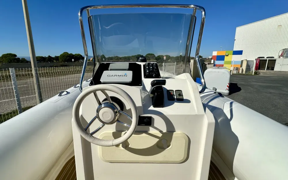 slider 6 Capelli Tempest 775