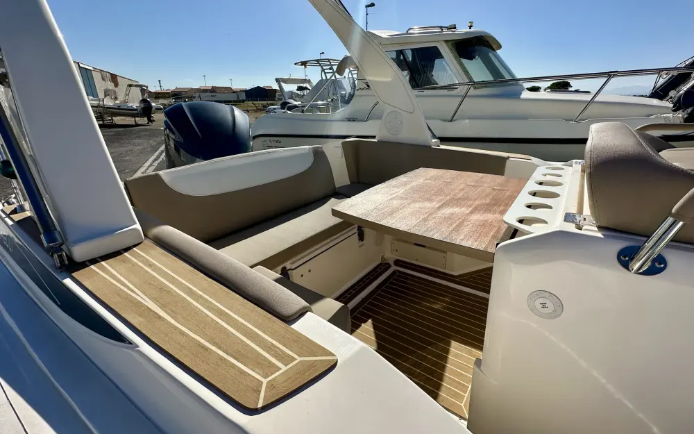 slider 7 Capelli Tempest 775