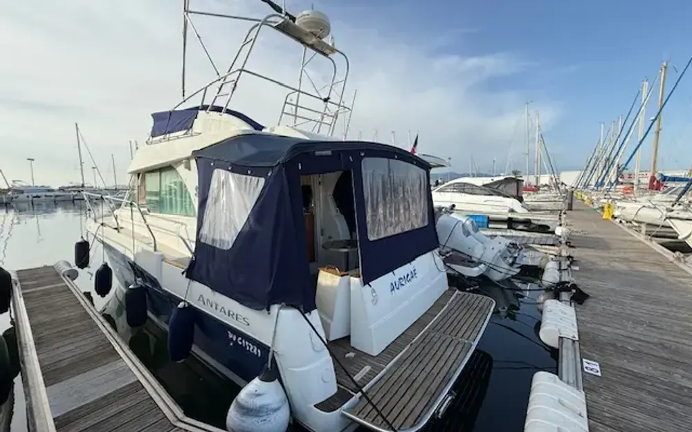 slider 0 Beneteau Antares 980 Fly