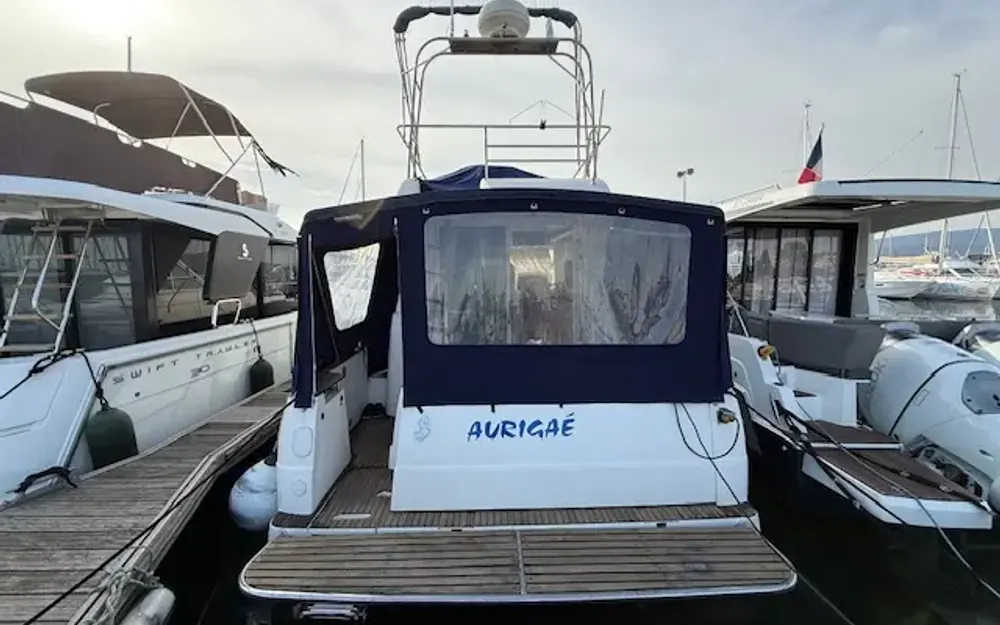 slider 1 Beneteau Antares 980 Fly