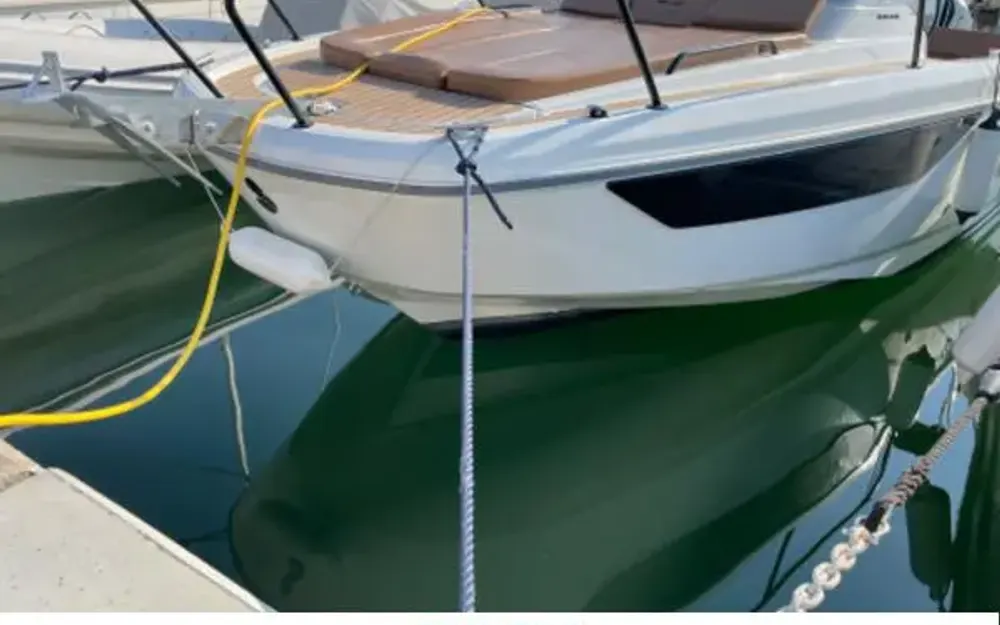 slider 3 Beneteau Flyer 8 SUNdeck