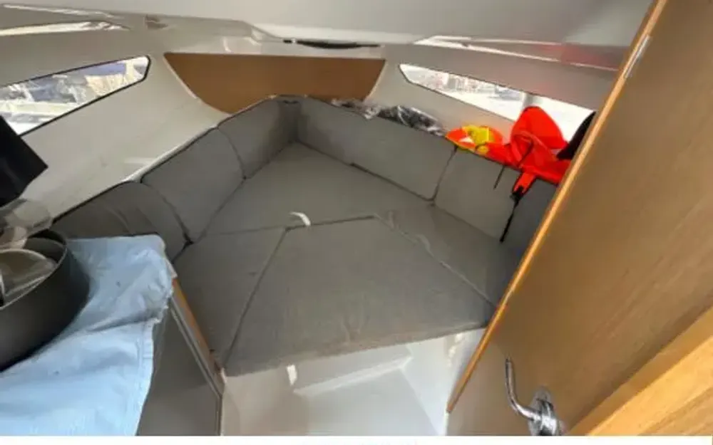 slider 5 Beneteau Flyer 8 SUNdeck
