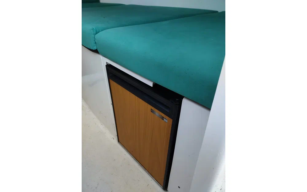 slider 16 Jeanneau Merry Fisher 695