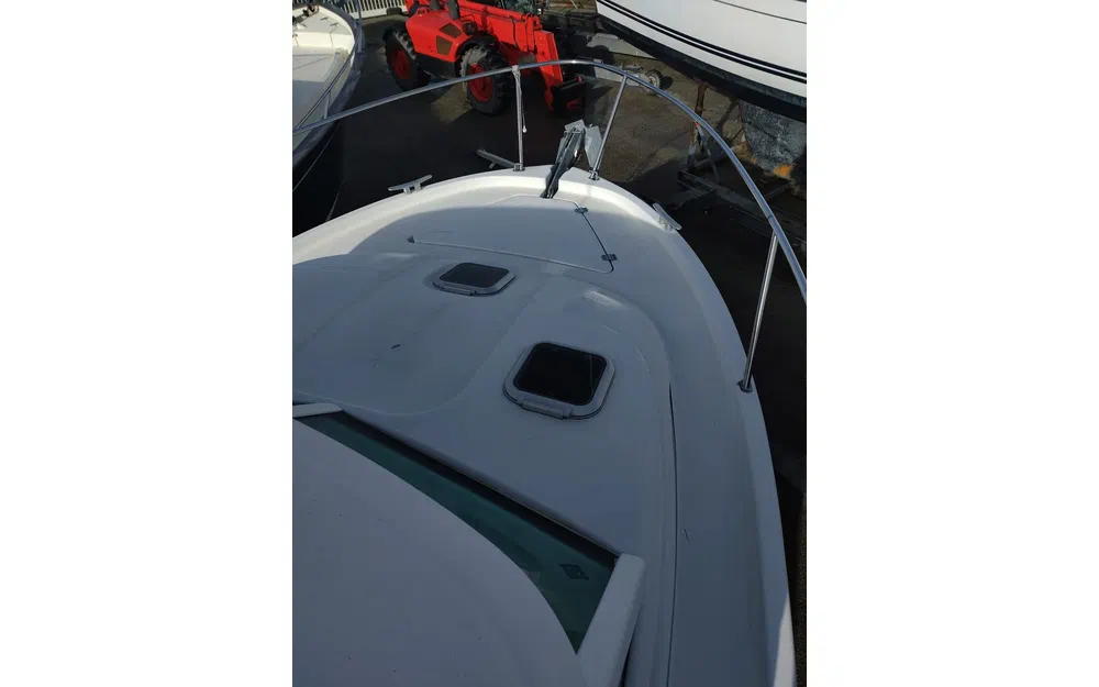 slider 3 Jeanneau Merry Fisher 695