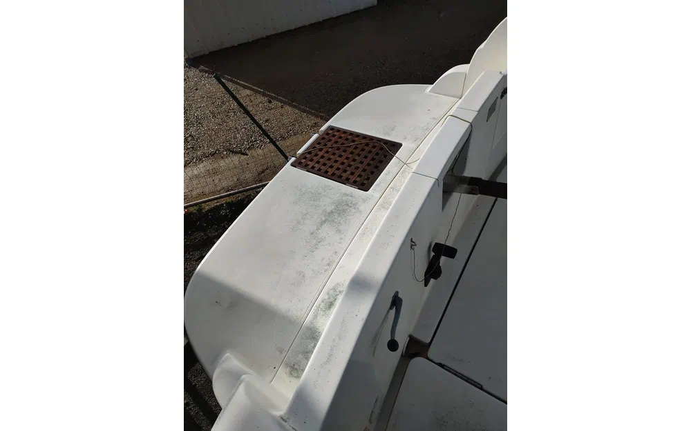 slider 21 Jeanneau Merry Fisher 695