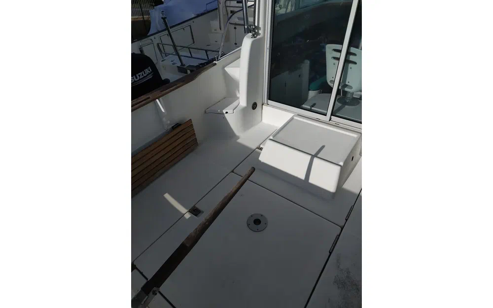 slider 9 Jeanneau Merry Fisher 695