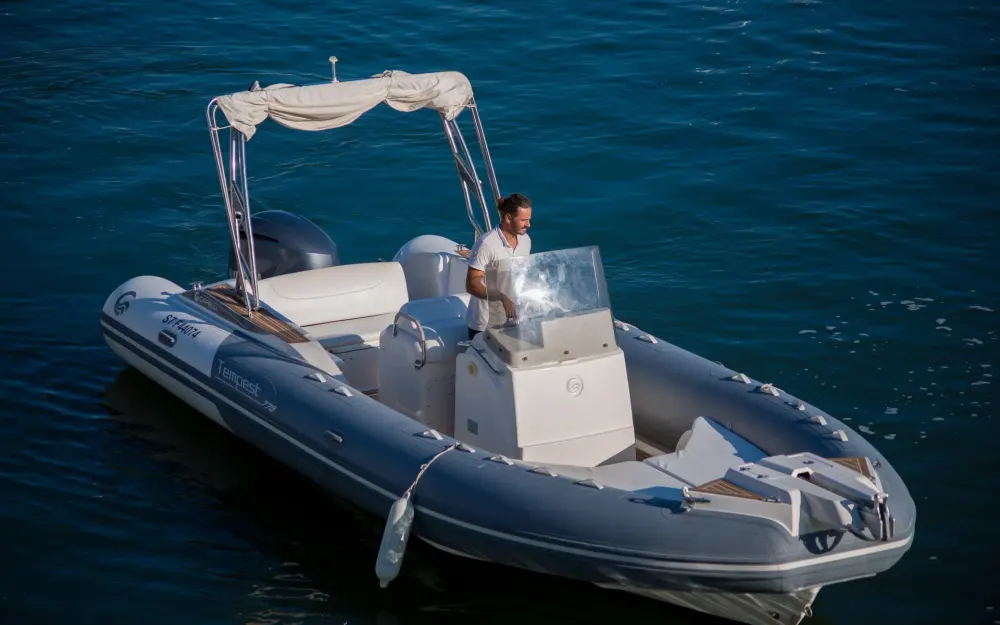slider 0 Capelli Tempest 775