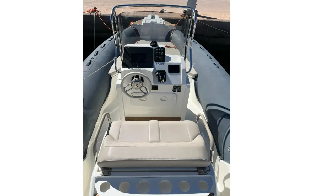 slider 18 Capelli Tempest 775