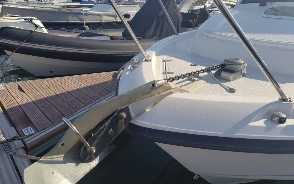 slider 2 Boston Whaler  285 Conquest