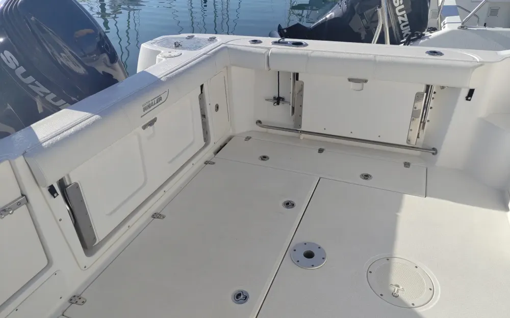 slider 4 Boston Whaler  285 Conquest