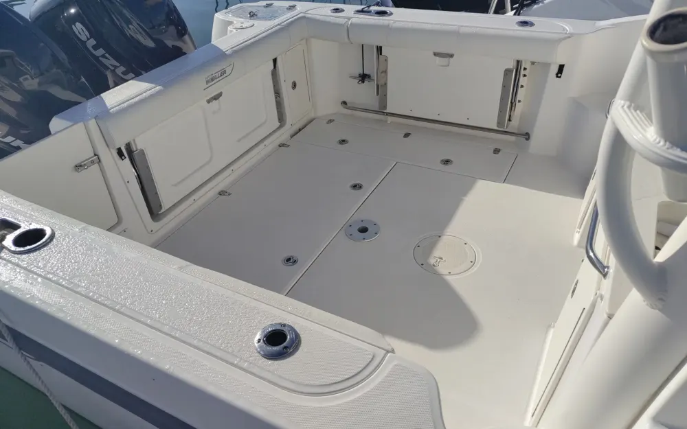 slider 3 Boston Whaler  285 Conquest