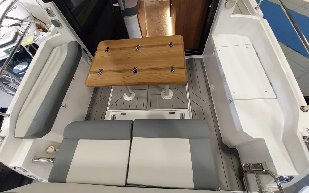 slider 6 Nautic Motor NAUTIC YACHTS 880