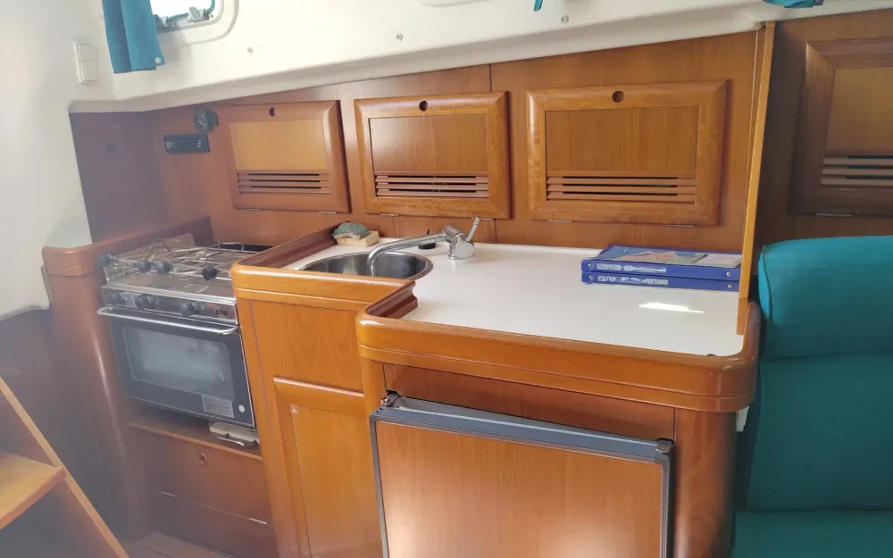 slider 12 Beneteau Ombrine 900